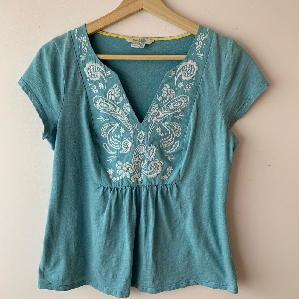 Boden Embroidered Tee